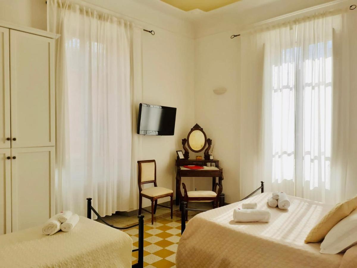 Il Tempio Di Morfeo Couette-café 4*